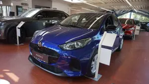 Mazda 2 Hybrid 1.5L Hybrid VVT-i 116 CVT FWD Centre-Line Bild 1