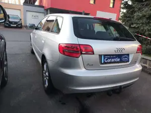Audi A3 1.6 Attraction Bild 4