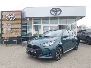 Toyota Yaris 1.5-Hybrid Teamplayer + Comfort+Safety-Paket