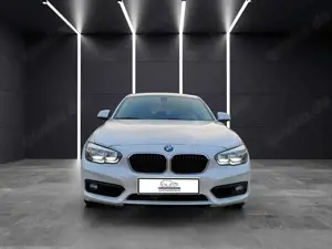 BMW 118 d xDrive Advantage*Navi*SitzHZ*Ambiente*PDC* Bild 2