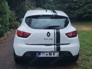 Renault Clio Clio 1.2 16V 75 Limited Bild 3
