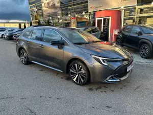 Toyota Corolla Touring Sports Hybrid 2,0L Teamplayer Bild 2