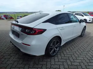 Honda Civic e:HEV Advance Bild 4