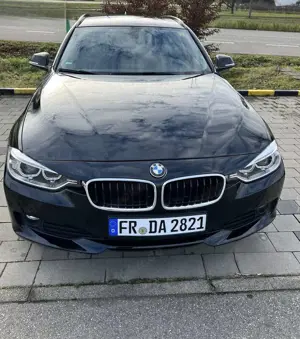 BMW 320 320 d Bi-Xenon + Sommerferien auf Felgen.