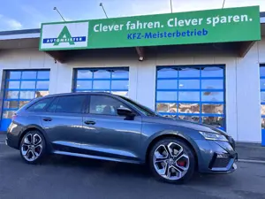 Skoda Octavia Combi RS Plus LED NAV PANO AHK KAMERA 19