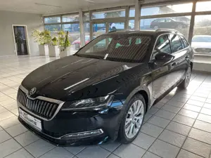 Skoda Superb Combi Style*LED*Navi*AHK*4xSitzheizg*PDC*