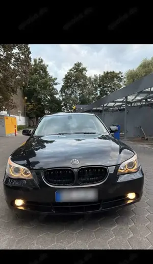 BMW 525 525i Aut.