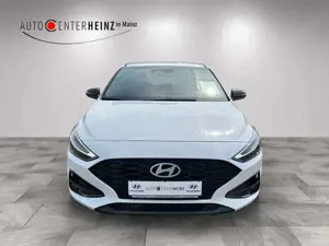 Hyundai i30 1.5 T-GDI 48V-Hybrid DCT Advantage Bild 2