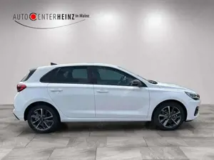 Hyundai i30 1.5 T-GDI 48V-Hybrid DCT Advantage Bild 4