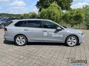 Volkswagen Golf Variant VIII 1,5 TSI Life AHK App Connect Bild 2