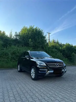 Mercedes-Benz ML 350 BlueTEC 4MATIC 7G-TRONIC