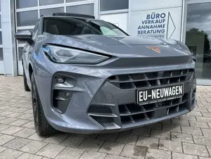 CUPRA Terramar 1.5 eTSI DSG PANO AHK KAM 19" 3J. GAR