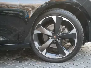 CUPRA Leon Sportstourer 1.5 eTSI KAMERA ACC SHZ LED Bild 5