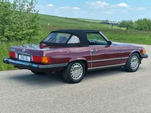 Mercedes-Benz SL 560 Bild 3