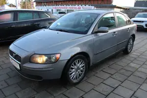 Volvo S40 2.4  Klimaautomatik PDC ALU Radio-CD AHK TÜV bis 0