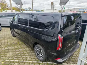 Ford Tourneo Custom TiTANIUM X L2 AUTOMATIK VOLL AHK LEDER LED BO-SOU Bild 4