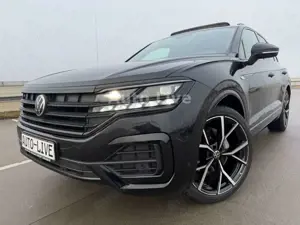 Volkswagen Touareg 3.0 TDI*R LINE*BlackS*PAN*MATRI*LUFT*VOL