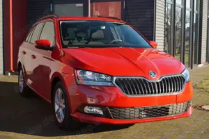 Skoda Fabia Ambition Combi Ambition Plus Tour LED Temp. Navi Bild 3