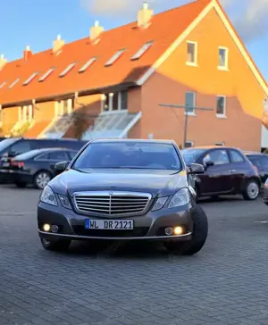 Mercedes-Benz E 220 ELEGANCE TÜV| 09/2027 AUTOMATİK SİTHEİZUNG