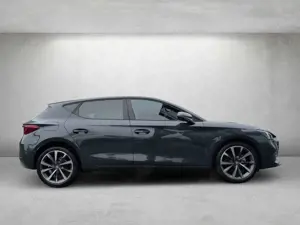 SEAT Leon FR 2.0 TDI 150PS DSG Aktionszulassung Bild 2