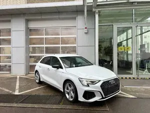 Audi A3 35 Sportback S-Line mit Neuwagengarantie
