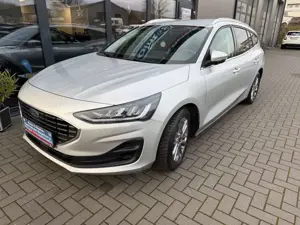 Ford Focus Turnier 1.5TDCI Titanium X AUTOMATIK*LED*