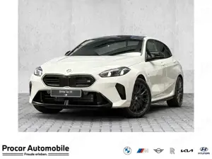 BMW 135 M135 xDrive HuD PANO DA+ PA+ LED H/K 19"