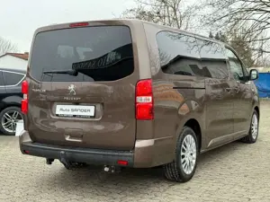Peugeot Traveller L3 Automatik 9Sitzer AHK Bild 4