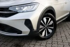 Volkswagen Taigo 1.0 TSI Move (EURO 6d) Klima Einparkhilfe Bild 2