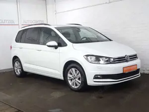 Volkswagen Touran 2.0 TDI Comfortline DSG ACC/AHK/Nav/RFK/VC/TW/Mssg Bild 2