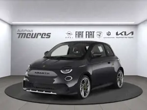 Abarth 500 Elektro Cabrio, 155 PS, Rückfahrkamera, Schwarz, K