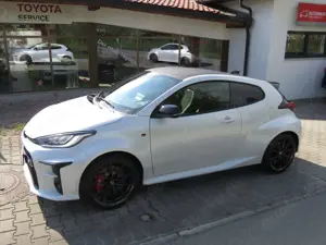 Toyota Yaris GR High-Performance WRC Tripple