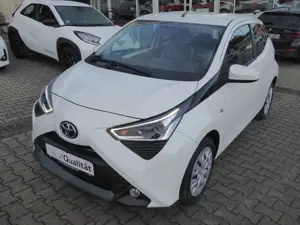 Toyota Aygo x-play Team D