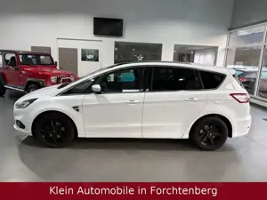 Ford S-Max Titanium Aut. Navi LED Pano ACC AHK Bild 4