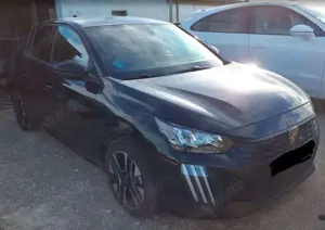 Peugeot 208 Hybrid 100 Allure eDCS6 Navi+LED+360° Kam+ACC+