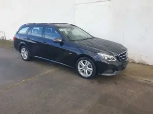 Mercedes-Benz E 250 T-Modell Edition 4Matic/Comand/LED/DAB/AHK