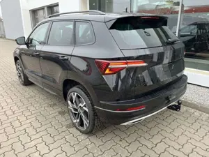 Skoda Karoq 1.5 TSI DSG Sportline LED NAVI APP ACC AHK Bild 4