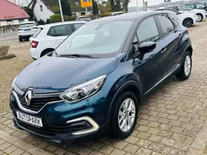 Renault Captur Limited *NAVI*PDC*TEMPOMAT*SHZ*