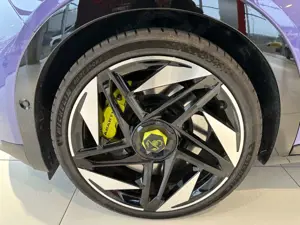 Abarth 600e 207 kW Scorpionissima Bild 5