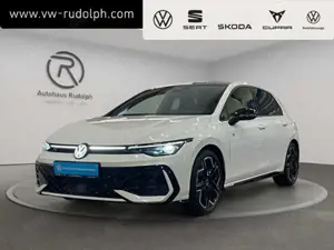 Volkswagen Golf VIII 2.0 TDI DSG R-Line "Black Style"