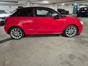 Audi A1 S Line *Ambition-Navi-BiXenon-Bose-Teilleder* Bild 5