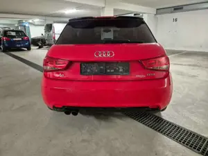 Audi A1 S Line *Ambition-Navi-BiXenon-Bose-Teilleder* Bild 4