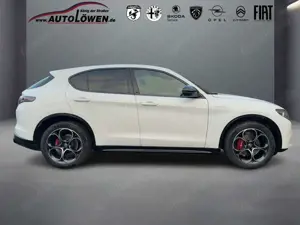 Alfa Romeo Stelvio 2.2 JTDM Veloce Q4 (EURO 6e) Bild 5