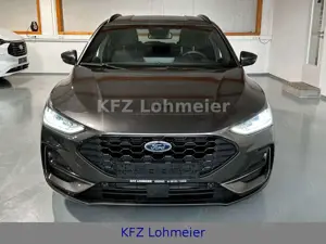 Ford Focus Turnier ST-Line X *iACC*LED*Winterpaket* Bild 2