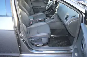 SEAT Leon ST FR *DSG*LED*Panorama* Bild 3