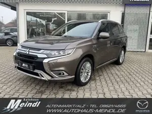 Mitsubishi Outlander 2.4 PHEV Intro Edition 4WD PHEV Intro Edition 4WD,