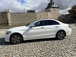 Mercedes-Benz C 300 9G-TRONIC AMG Line