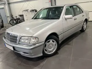 Mercedes-Benz C 180 Elegance Automatik **Klima*Tempomat**