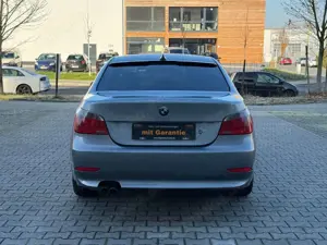 BMW 520 i Limousine/AUTOMATIK/PDC-VH/TEILLEDER/NAVI// Bild 5