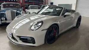 Porsche 992 911 Carrera 4 GTS Cabrio nahezu Vollausstattung